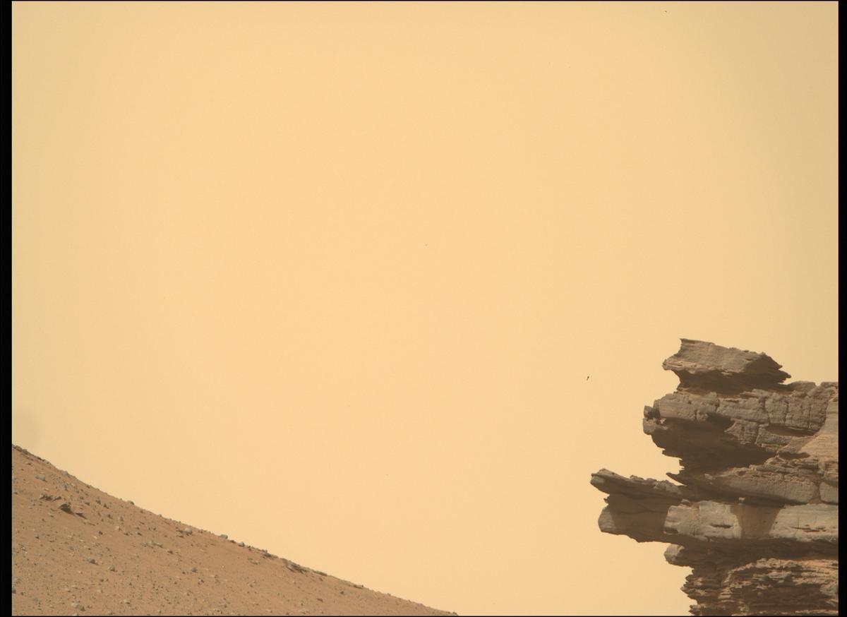 This image was taken by MCZ_RIGHT onboard NASA's Mars rover Perseverance on Sol 467