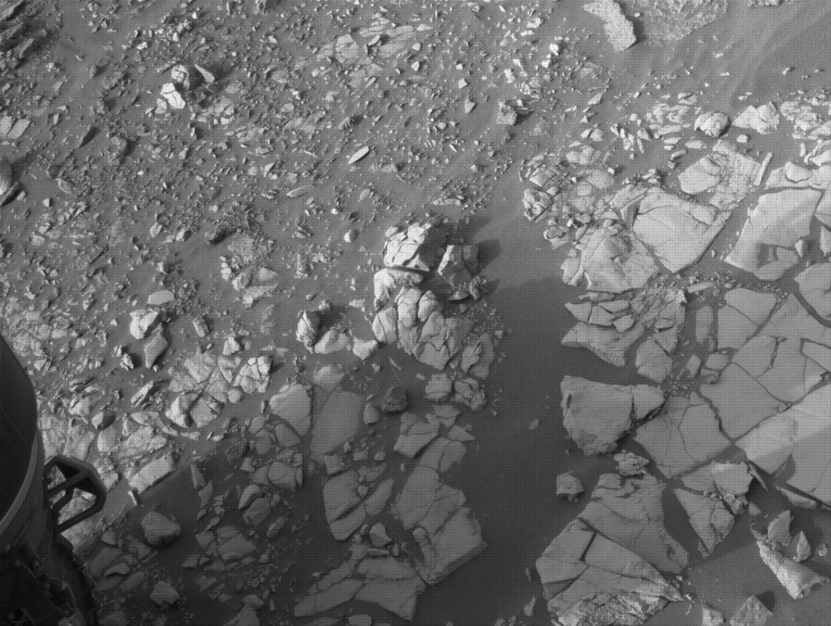 This image was taken by NAVCAM_RIGHT onboard NASA's Mars rover Perseverance on Sol 470