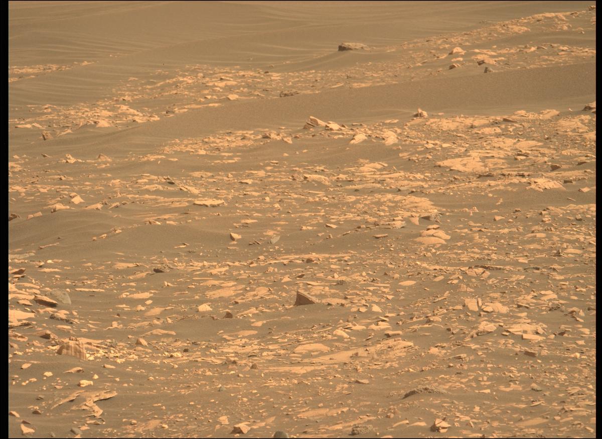 This image was taken by MCZ_LEFT onboard NASA's Mars rover Perseverance on Sol 470