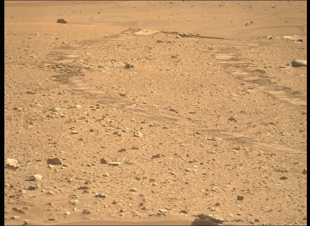 This image was taken by MCZ_LEFT onboard NASA's Mars rover Perseverance on Sol 470
