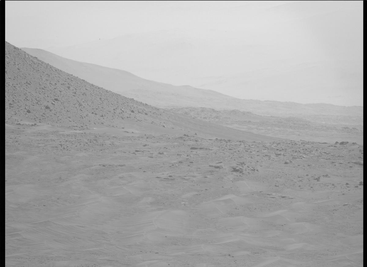 This image was taken by MCZ_LEFT onboard NASA's Mars rover Perseverance on Sol 470