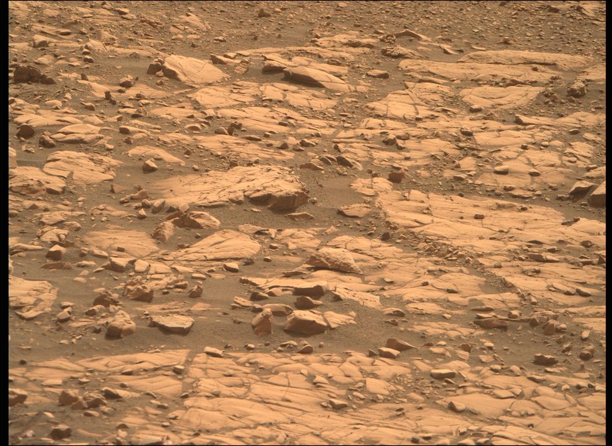 This image was taken by MCZ_RIGHT onboard NASA's Mars rover Perseverance on Sol 470