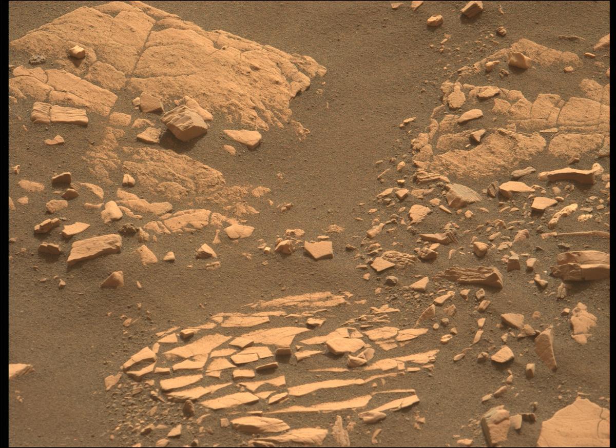 This image was taken by MCZ_LEFT onboard NASA's Mars rover Perseverance on Sol 471