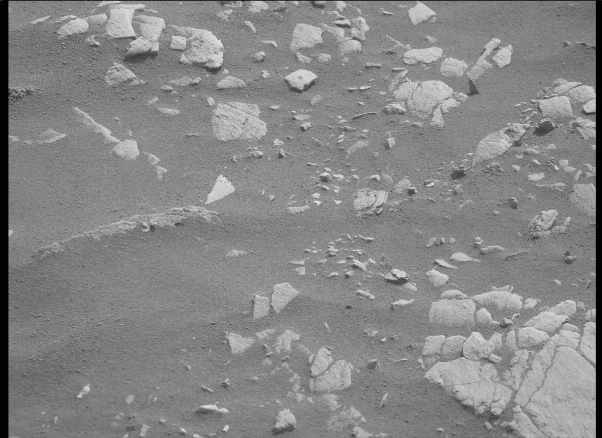 This image was taken by MCZ_RIGHT onboard NASA's Mars rover Perseverance on Sol 471