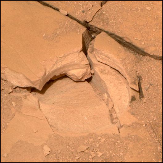 This image was taken by MCZ_RIGHT onboard NASA's Mars rover Perseverance on Sol 472