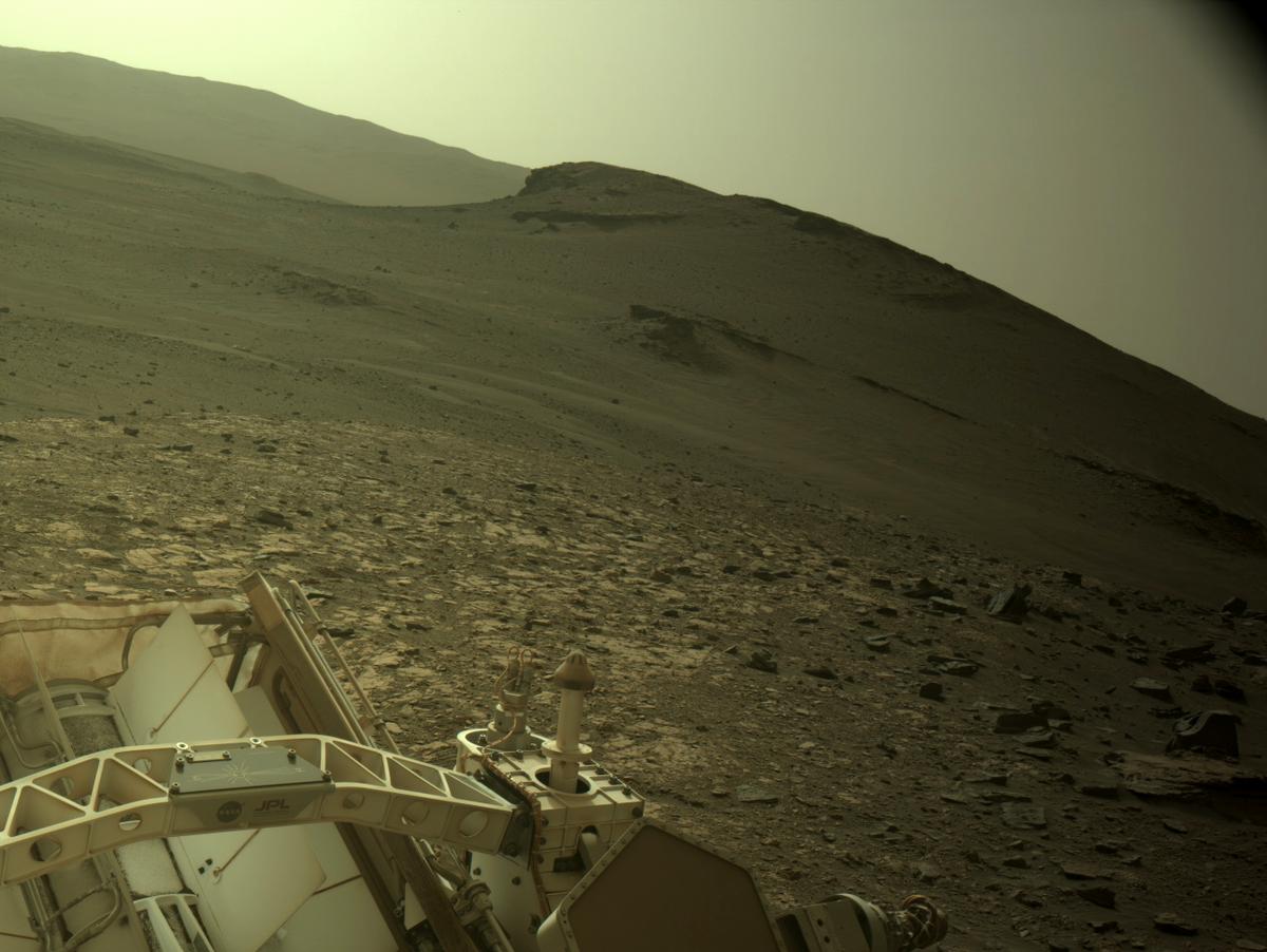 This image was taken by NAVCAM_LEFT onboard NASA's Mars rover Perseverance on Sol 474