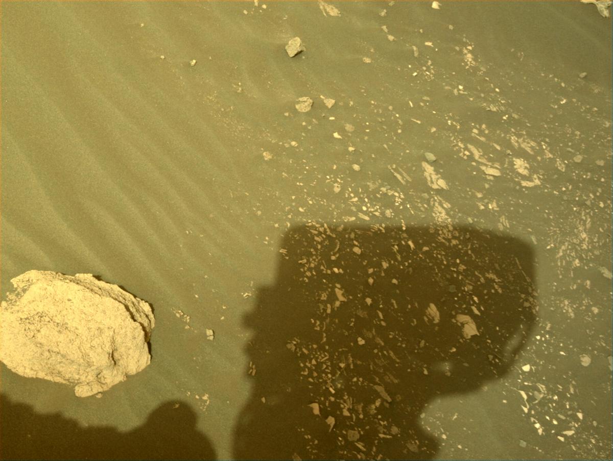 This image was taken by NAVCAM_RIGHT onboard NASA's Mars rover Perseverance on Sol 474