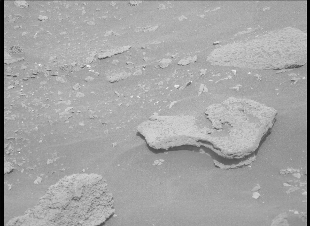 This image was taken by MCZ_LEFT onboard NASA's Mars rover Perseverance on Sol 474