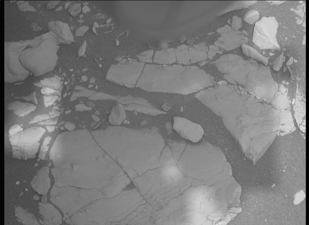 This image was taken by MCZ_RIGHT onboard NASA's Mars rover Perseverance on Sol 474