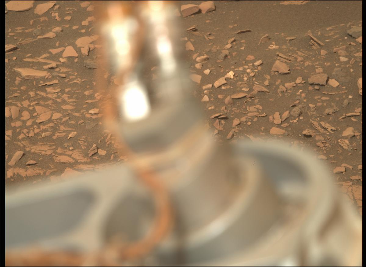 This image was taken by MCZ_RIGHT onboard NASA's Mars rover Perseverance on Sol 474