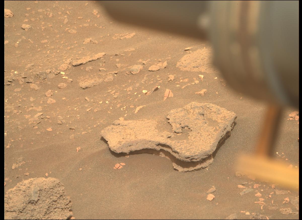This image was taken by MCZ_RIGHT onboard NASA's Mars rover Perseverance on Sol 474