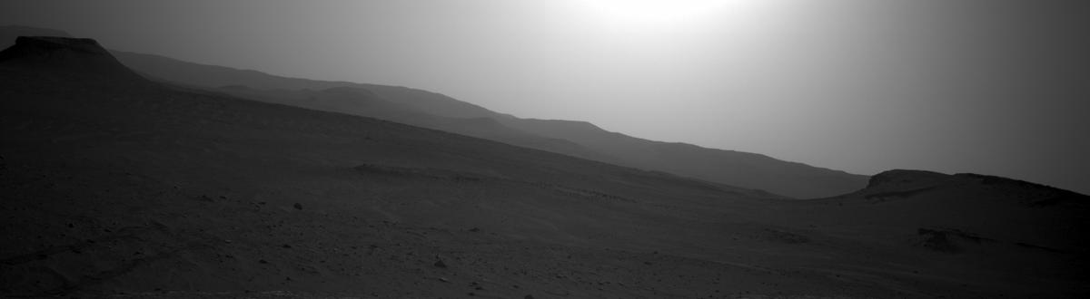 This image was taken by NAVCAM_LEFT onboard NASA's Mars rover Perseverance on Sol 475