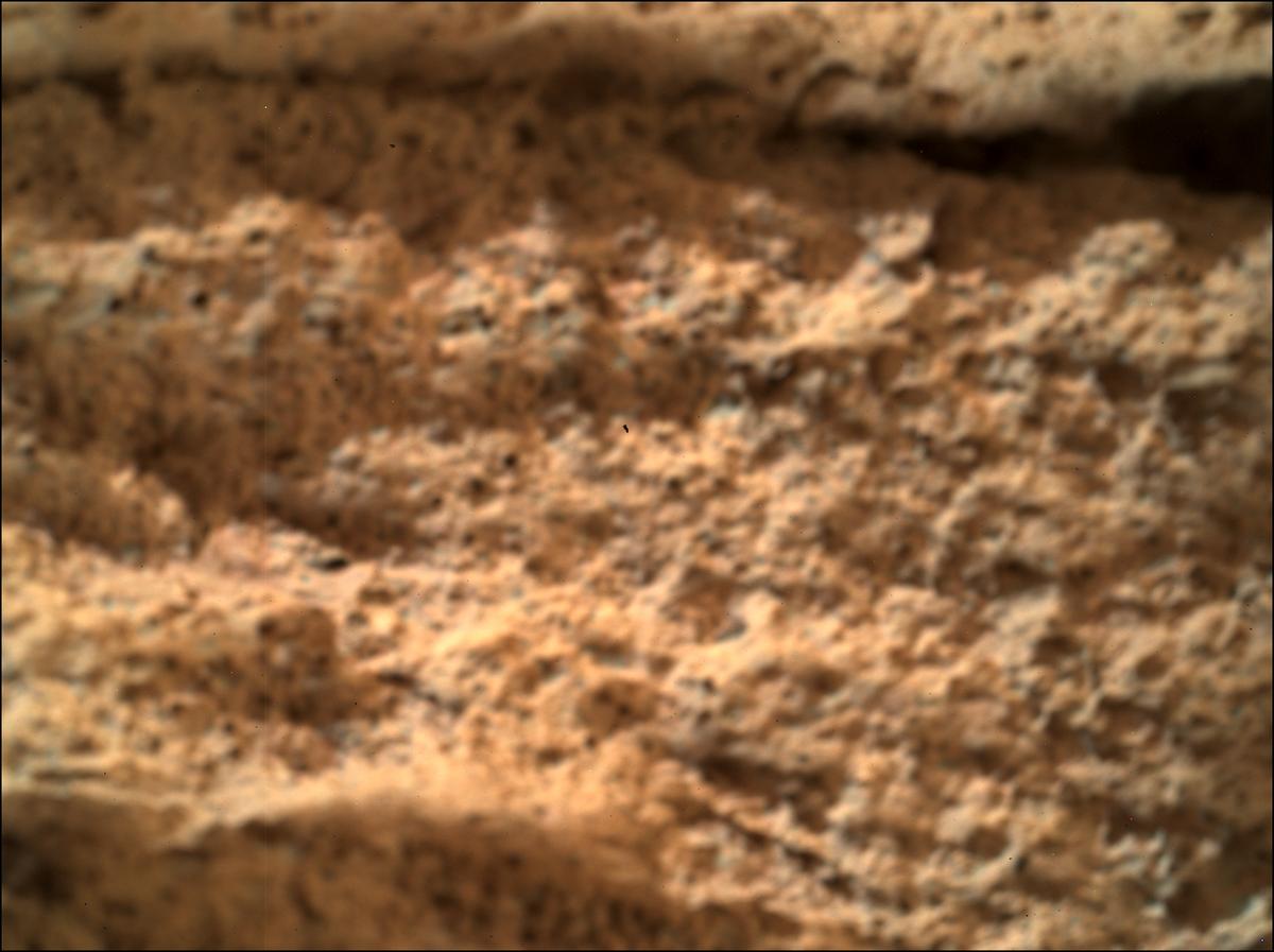 This image was taken by SHERLOC_WATSON onboard NASA's Mars rover Perseverance on Sol 476