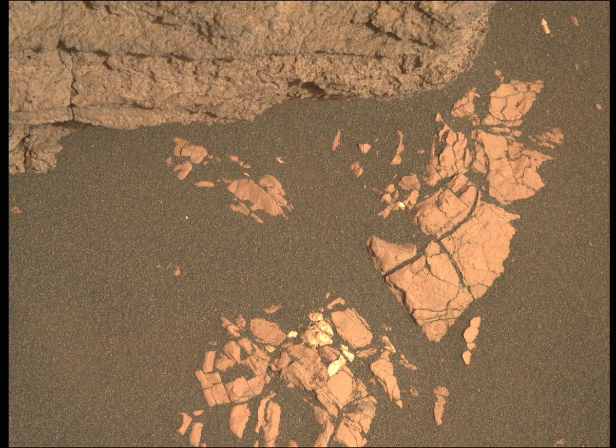 This image was taken by MCZ_RIGHT onboard NASA's Mars rover Perseverance on Sol 478