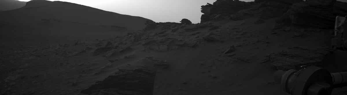 This image was taken by NAVCAM_LEFT onboard NASA's Mars rover Perseverance on Sol 482
