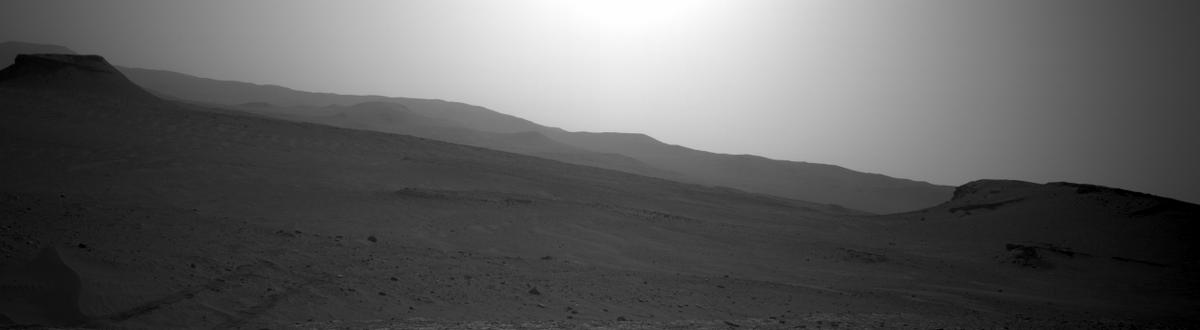 This image was taken by NAVCAM_LEFT onboard NASA's Mars rover Perseverance on Sol 488