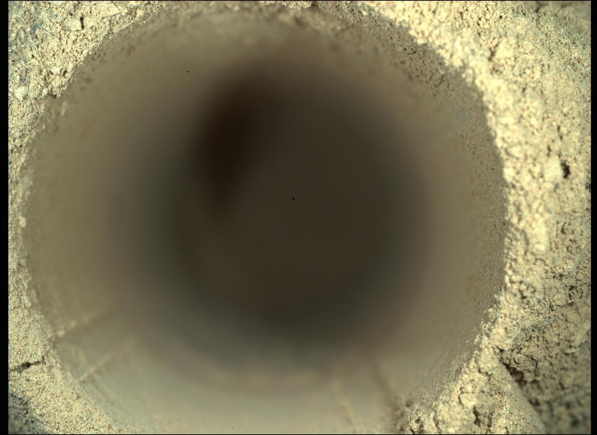 This image was taken by SHERLOC_WATSON onboard NASA's Mars rover Perseverance on Sol 492
