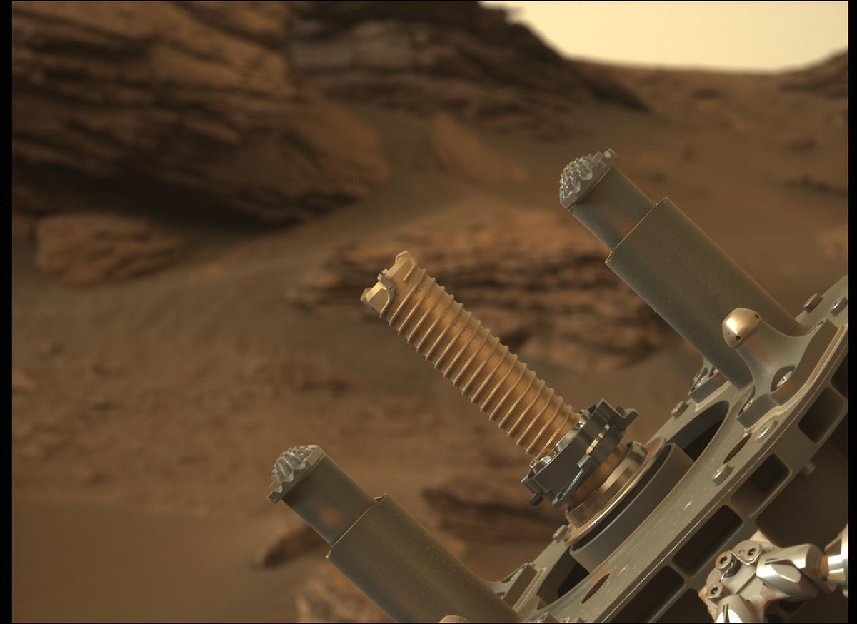 This image was taken by MCZ_LEFT onboard NASA's Mars rover Perseverance on Sol 495