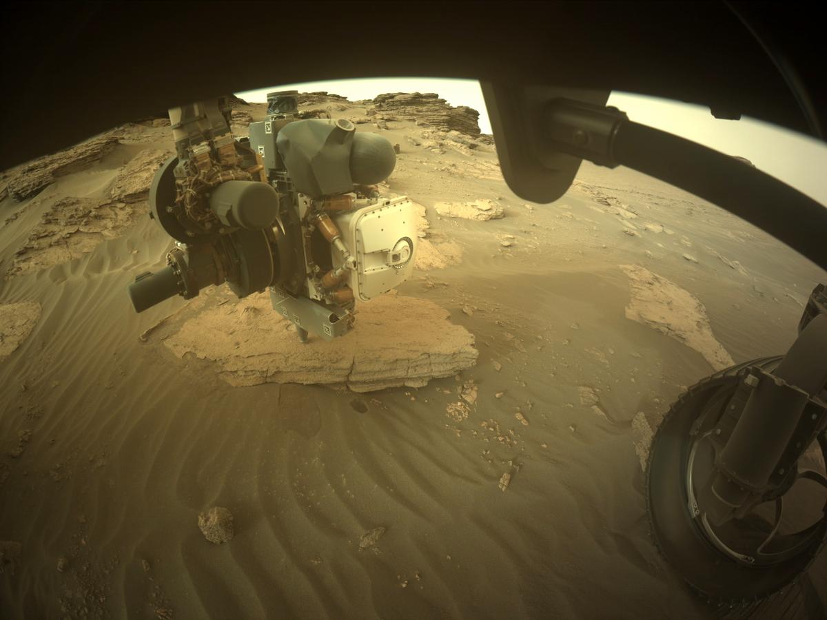 This image was taken by FRONT_HAZCAM_RIGHT_A onboard NASA's Mars rover Perseverance on Sol 499