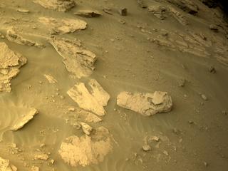 View image taken on Mars, Mars Perseverance Sol 499: Right Navigation Camera (Navcam)
