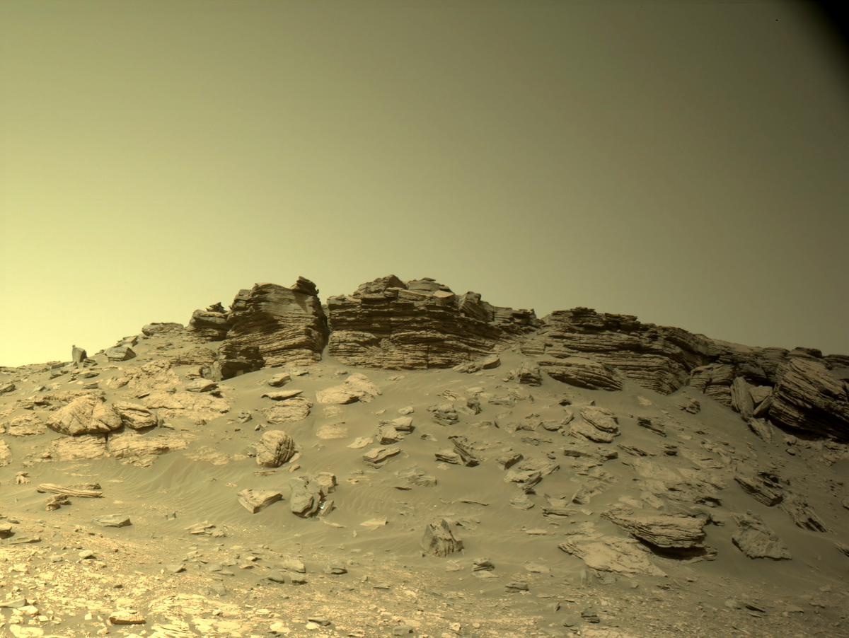 This image was taken by NAVCAM_RIGHT onboard NASA's Mars rover Perseverance on Sol 502