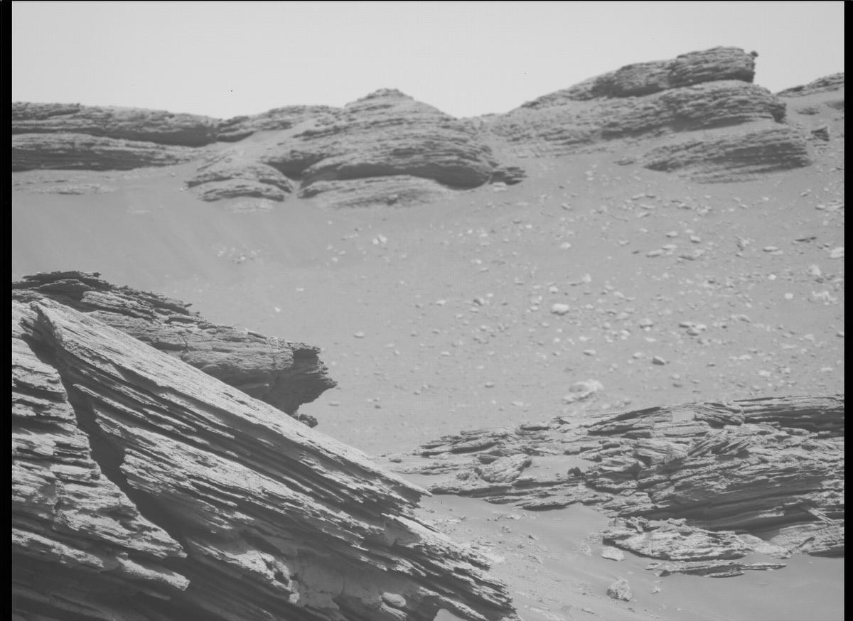 This image was taken by MCZ_LEFT onboard NASA's Mars rover Perseverance on Sol 507
