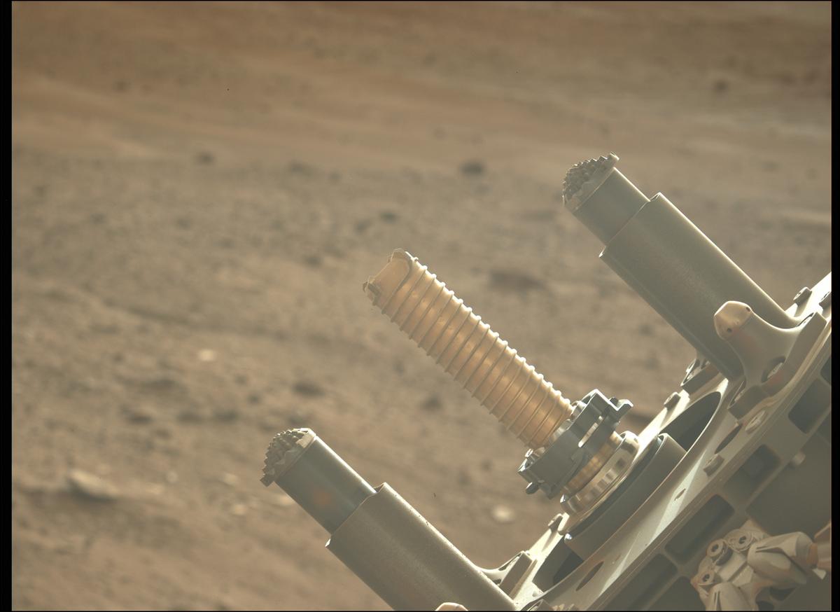 This image was taken by MCZ_LEFT onboard NASA's Mars rover Perseverance on Sol 509
