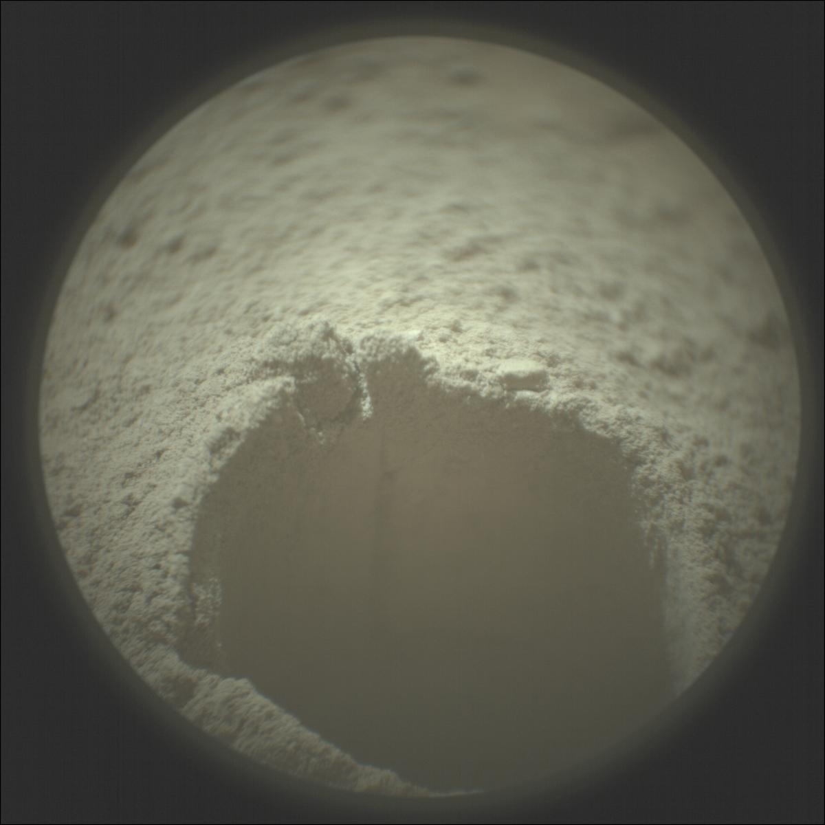 This image was taken by SUPERCAM_RMI onboard NASA's Mars rover Perseverance on Sol 512