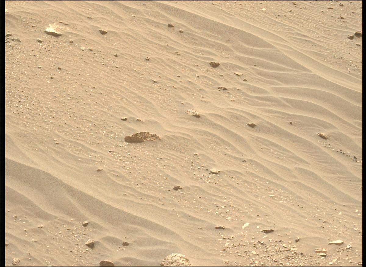 This image was taken by MCZ_LEFT onboard NASA's Mars rover Perseverance on Sol 518