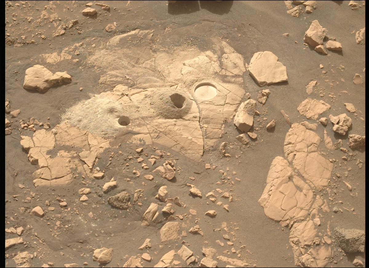 This image was taken by MCZ_LEFT onboard NASA's Mars rover Perseverance on Sol 518