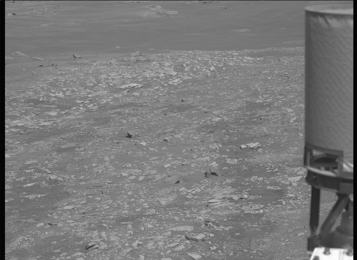 This image was taken by MCZ_RIGHT onboard NASA's Mars rover Perseverance on Sol 518