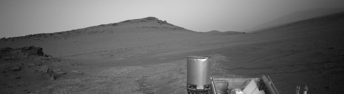 This image was taken by NAVCAM_LEFT onboard NASA's Mars rover Perseverance on Sol 519