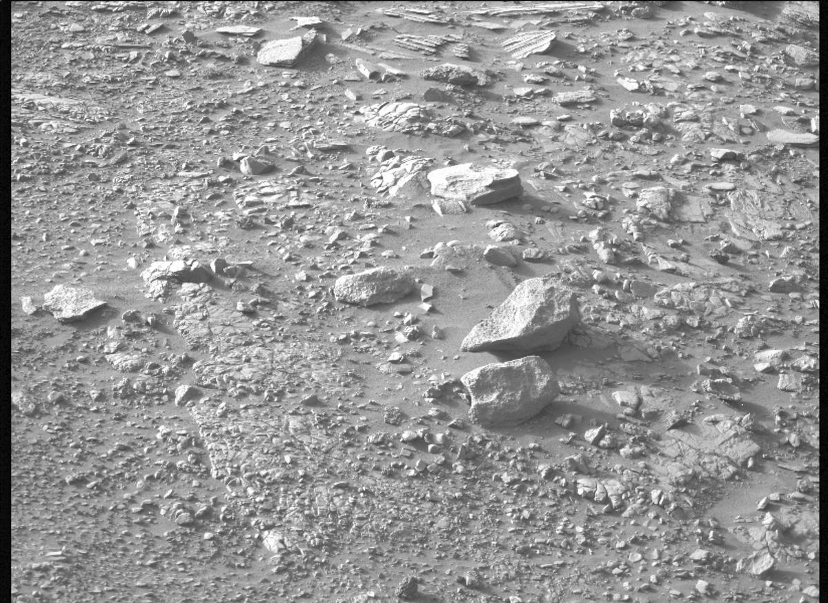 This image was taken by MCZ_LEFT onboard NASA's Mars rover Perseverance on Sol 520