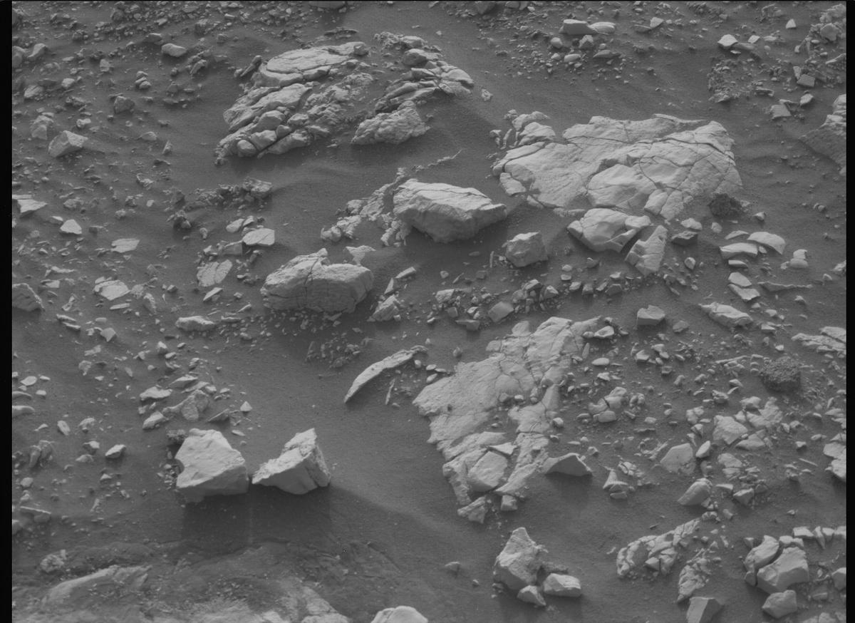 This image was taken by MCZ_RIGHT onboard NASA's Mars rover Perseverance on Sol 520