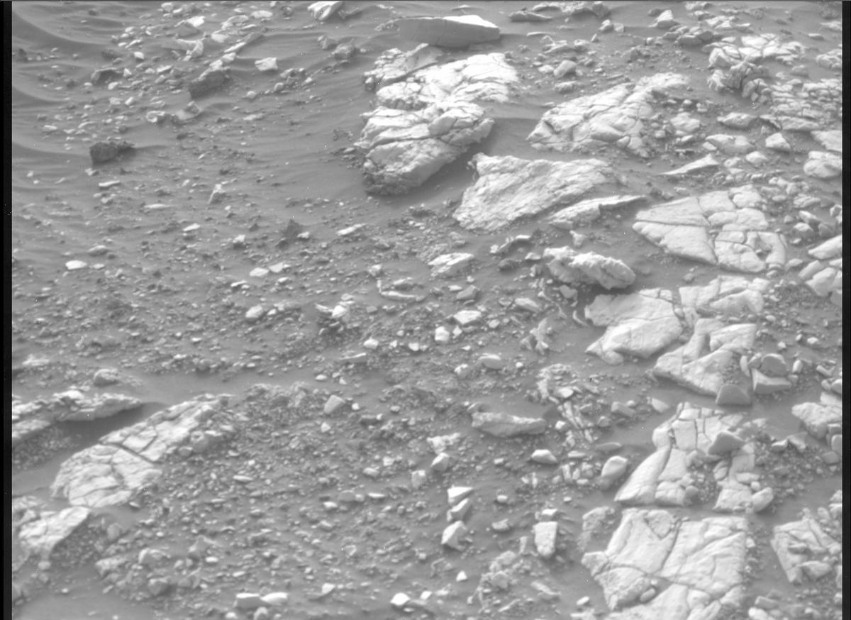 This image was taken by MCZ_RIGHT onboard NASA's Mars rover Perseverance on Sol 520