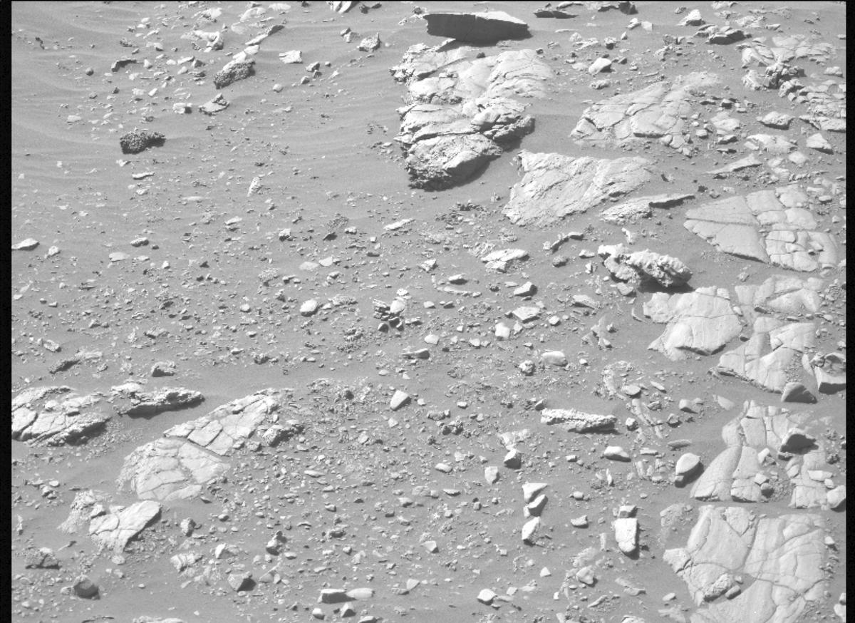 This image was taken by MCZ_LEFT onboard NASA's Mars rover Perseverance on Sol 521