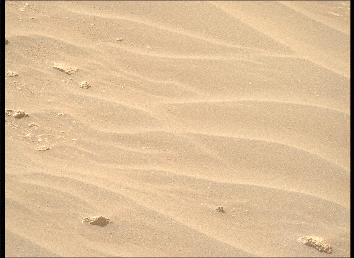 This image was taken by MCZ_RIGHT onboard NASA's Mars rover Perseverance on Sol 524