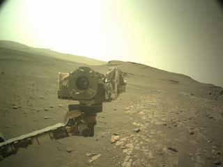 View image taken on Mars, Mars Perseverance Sol 525: Right Navigation Camera (Navcam)