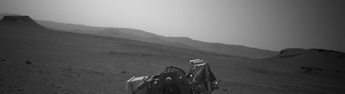 This image was taken by NAVCAM_LEFT onboard NASA's Mars rover Perseverance on Sol 528