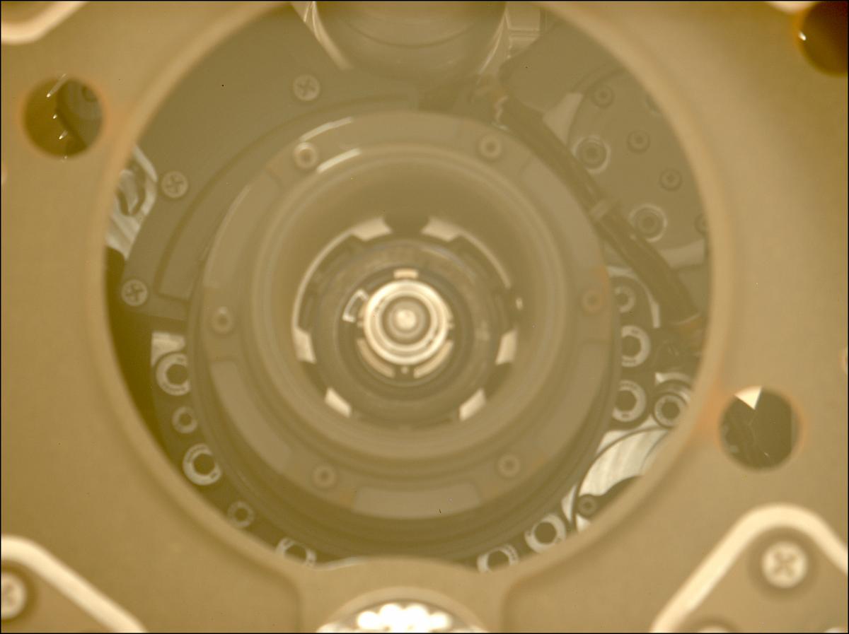 This image was taken by MCZ_LEFT onboard NASA's Mars rover Perseverance on Sol 529