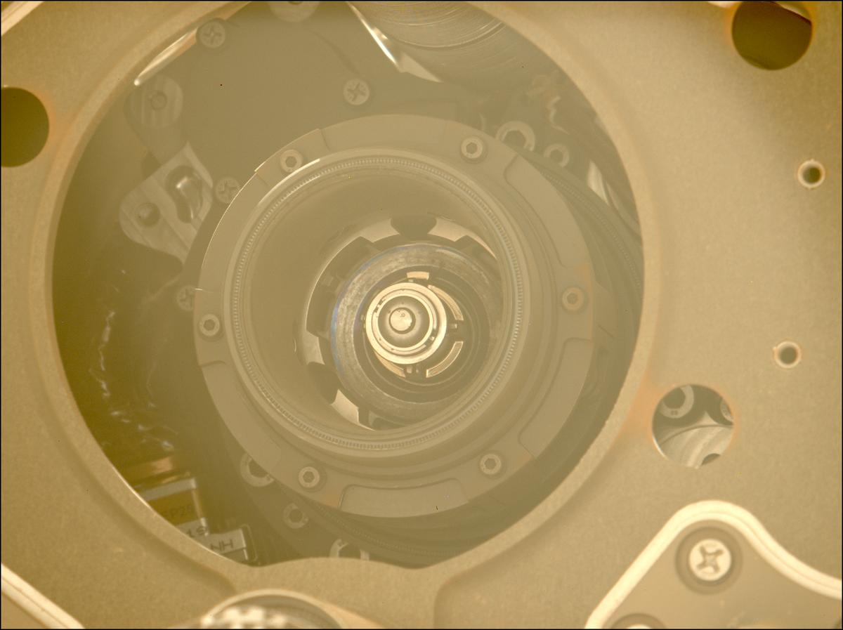 This image was taken by MCZ_LEFT onboard NASA's Mars rover Perseverance on Sol 529