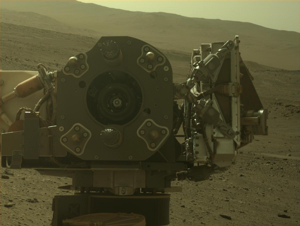 This image was taken by NAVCAM_LEFT onboard NASA's Mars rover Perseverance on Sol 530