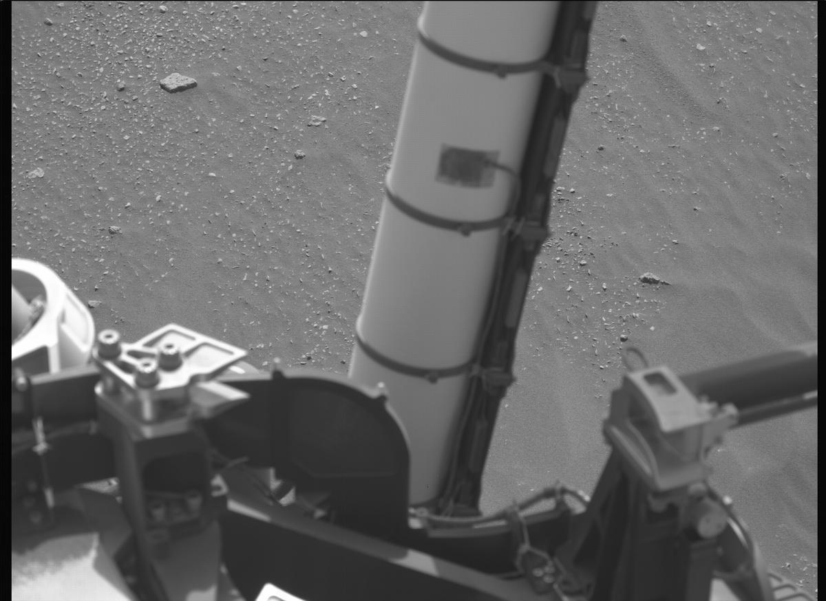 This image was taken by MCZ_LEFT onboard NASA's Mars rover Perseverance on Sol 530