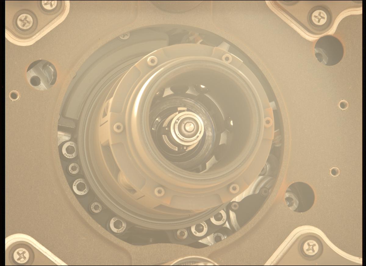 This image was taken by MCZ_LEFT onboard NASA's Mars rover Perseverance on Sol 530