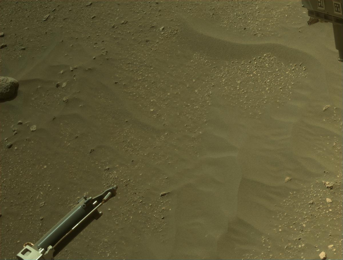 This image was taken by NAVCAM_RIGHT onboard NASA's Mars rover Perseverance on Sol 532