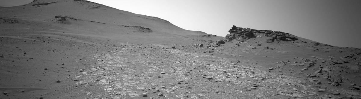 This image was taken by NAVCAM_LEFT onboard NASA's Mars rover Perseverance on Sol 533