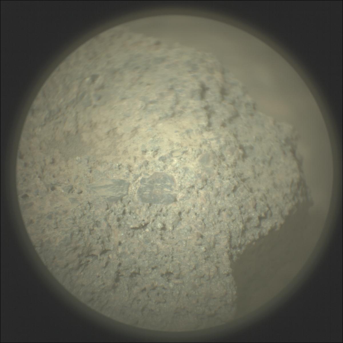 This image was taken by SUPERCAM_RMI onboard NASA's Mars rover Perseverance on Sol 533