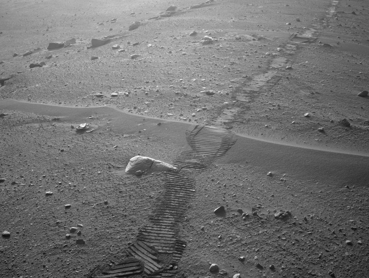 This image was taken by NAVCAM_RIGHT onboard NASA's Mars rover Perseverance on Sol 536