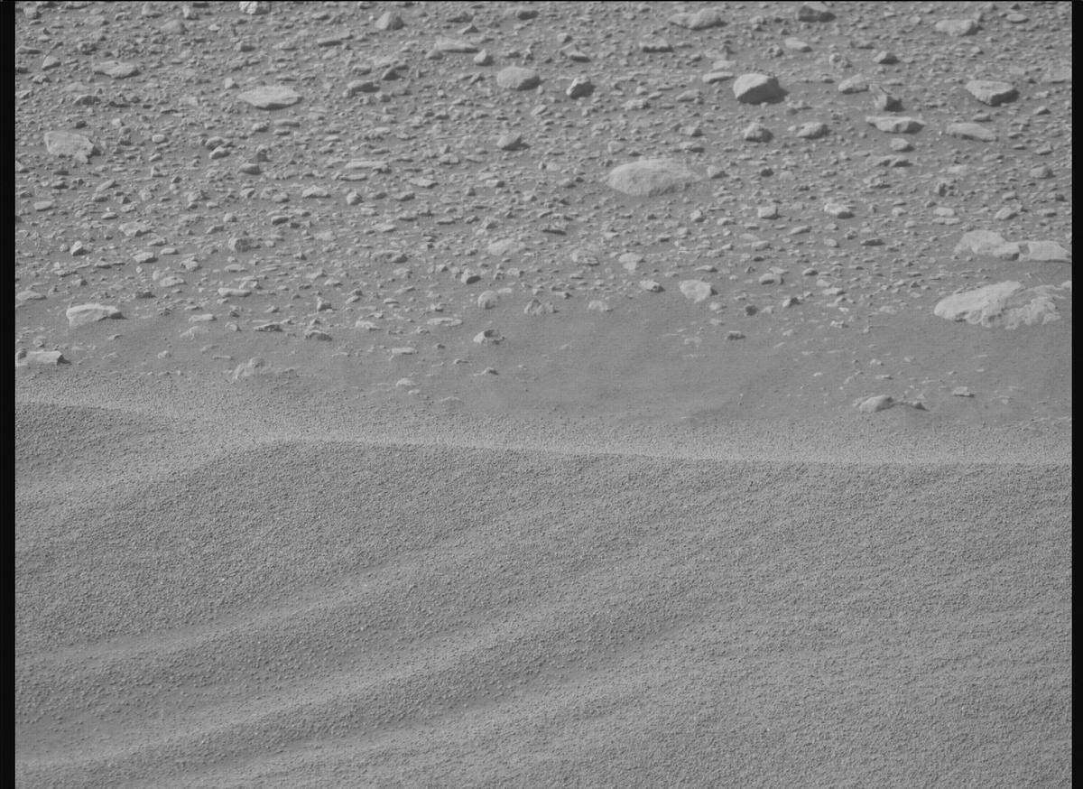 This image was taken by MCZ_RIGHT onboard NASA's Mars rover Perseverance on Sol 540