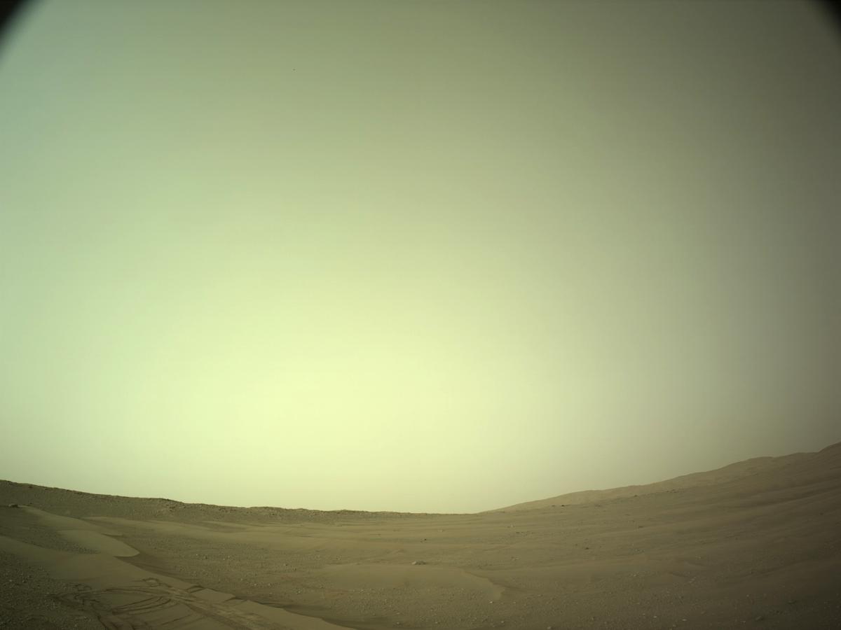 This image was taken by NAVCAM_LEFT onboard NASA's Mars rover Perseverance on Sol 548